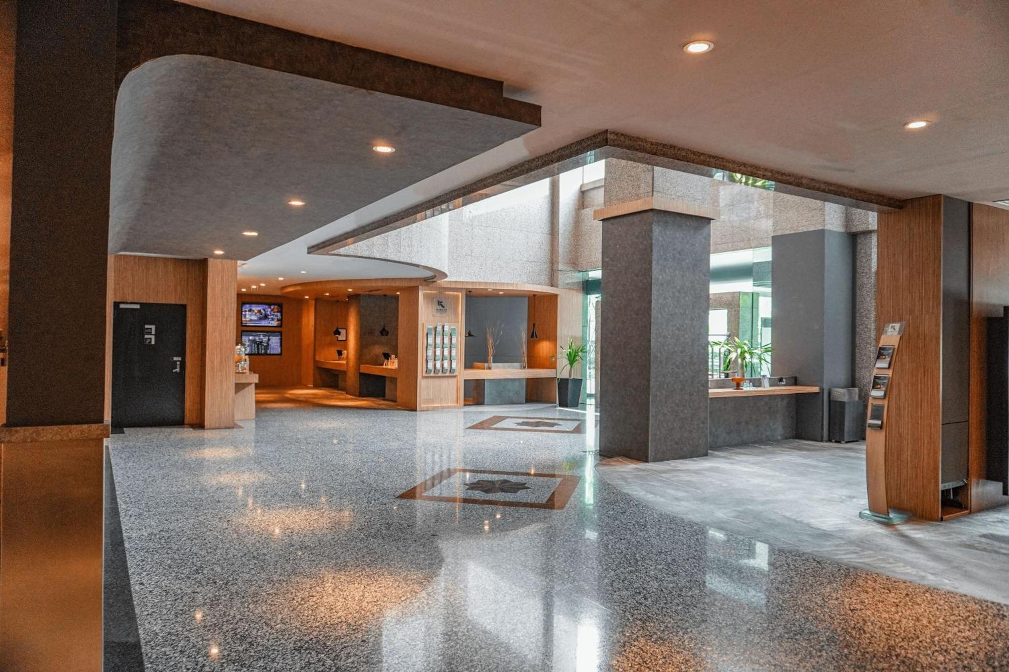 Hotel Kimaya Slipi Jakarta By Harris Eksteriør bilde